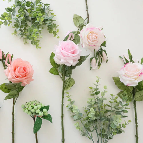 Artificial rose bouquet for weddings and decoration