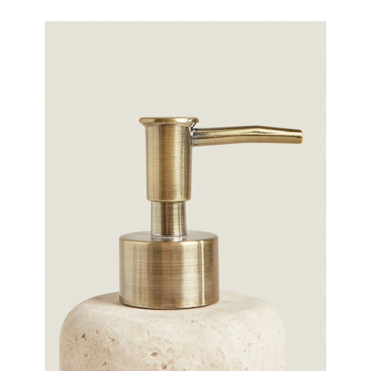 D8x18CM H Natural Yellow Travertine Marble Stone Refillable Bathroom Liquid Dispenser, Lotions Soap Container - vue 4 sur 5