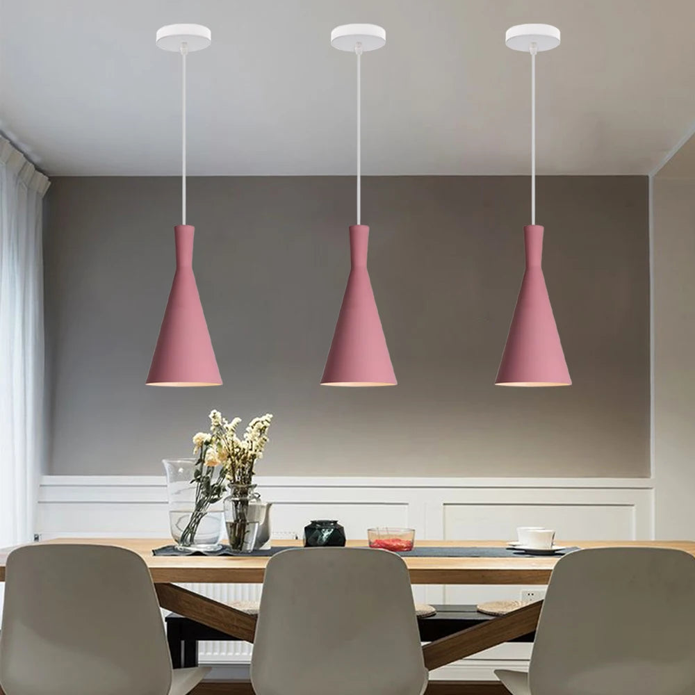 Retro nordic aluminium pendant light for indoor lighting - vue 4 sur 20