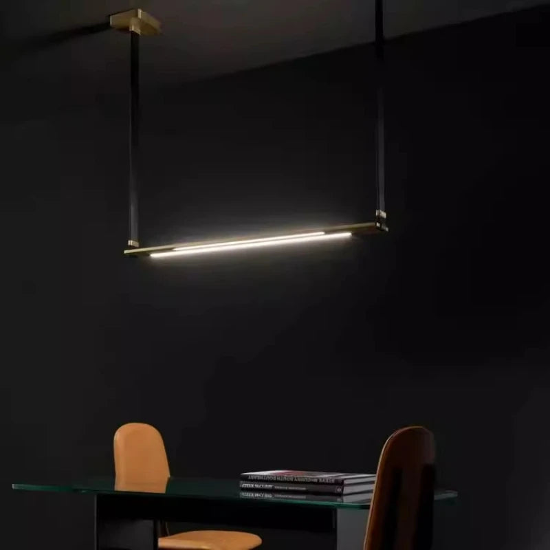 lustre led en métal et cuir pour bar et bureau - vue 3 sur 9