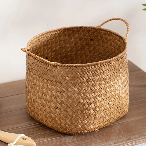Japanese-style seagrass woven baskets for flowers