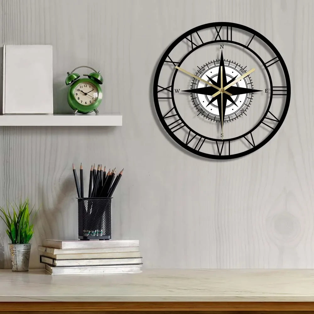 silent wall clock with compass and direction map - vue 4 sur 7