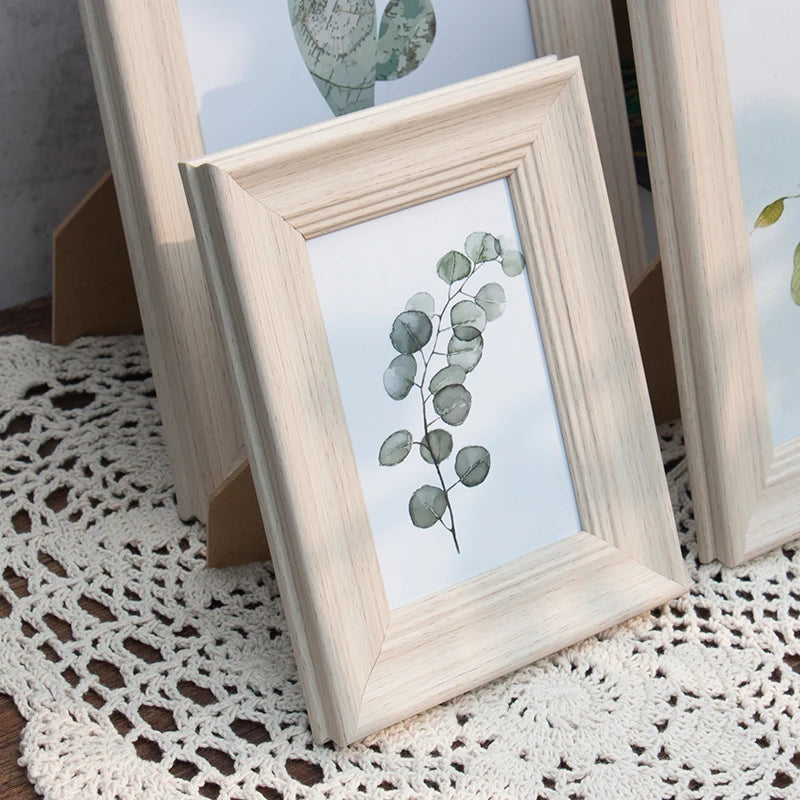 Simple wall photo frame for stylish interior decor - vue 5 sur 10