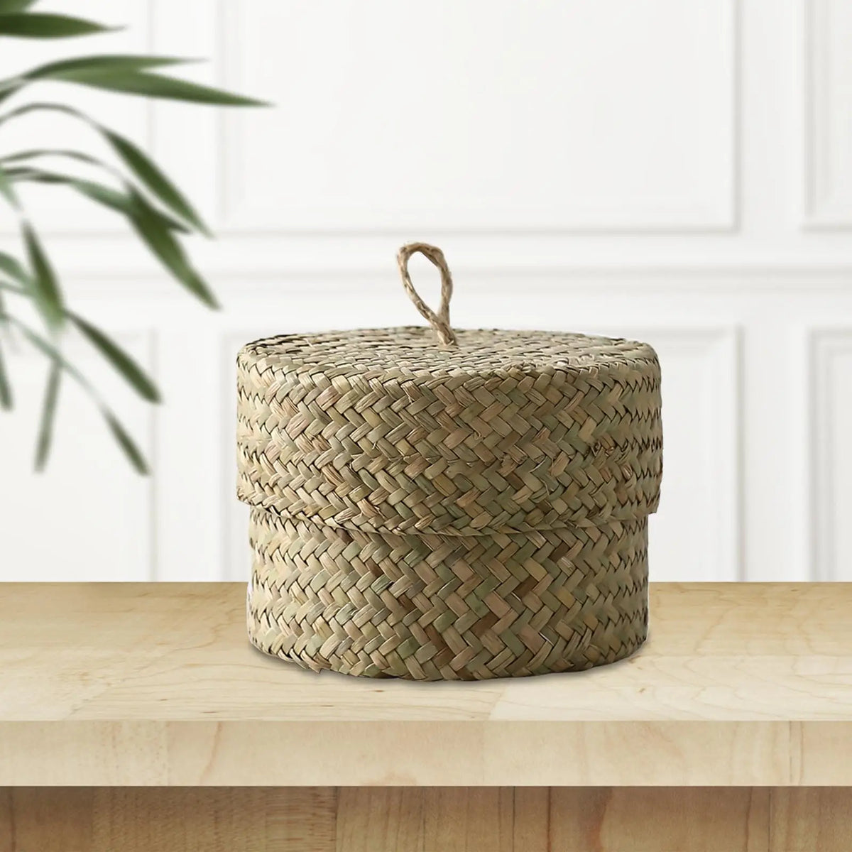 handmade woven rattan storage basket with lid - vue 3 sur 7