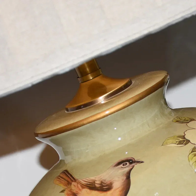 Nordic ceramic desk lamp with flower and bird pattern - vue 5 sur 9