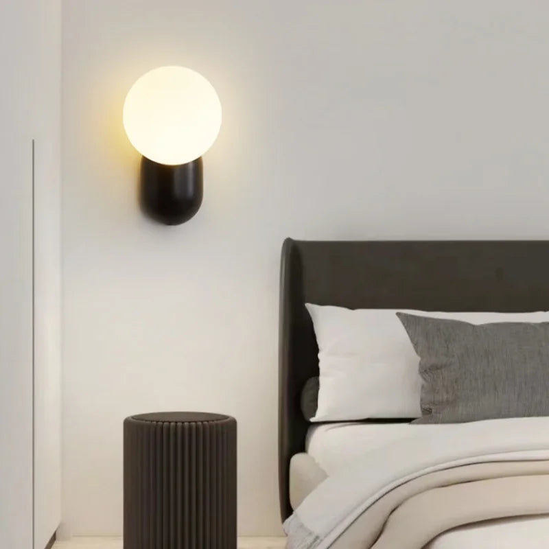 Modern Nordic wall light for indoor decorative lighting - vue 3 sur 9
