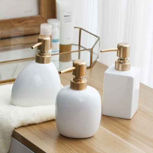 ceramic soap dispenser with gold pump for bathroom - vue 2 sur 17