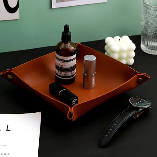 Leather storage box for keys and cosmetics - vue 3 sur 17