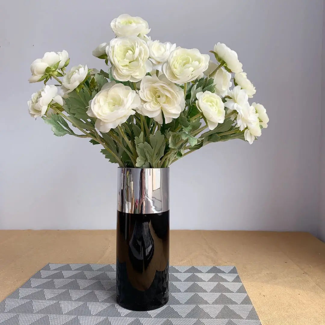 Artificial silk flower bouquet for decoration and photo props - vue 6 sur 12
