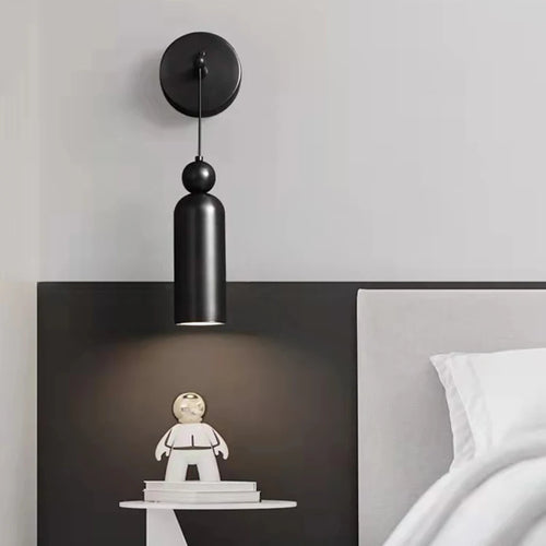Modern minimalist wall light with adjustable cord - vue 3 sur 8