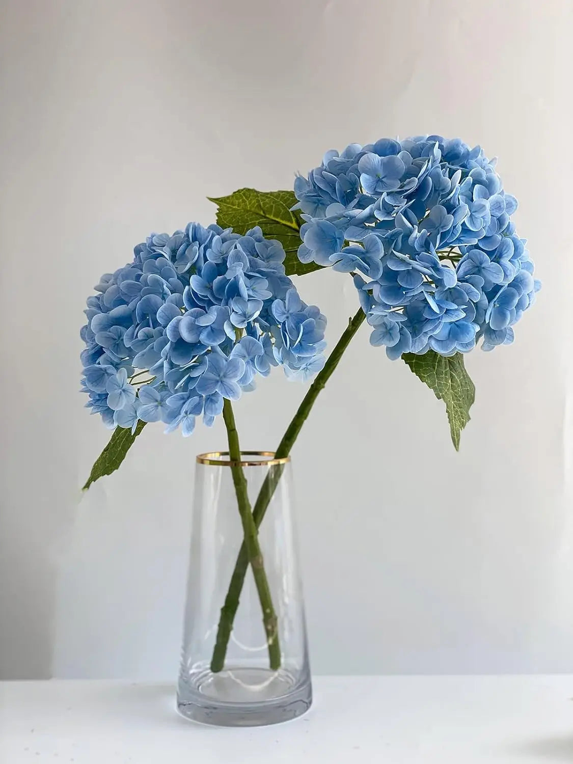 Artificial silk hydrangea bouquet for decoration and events