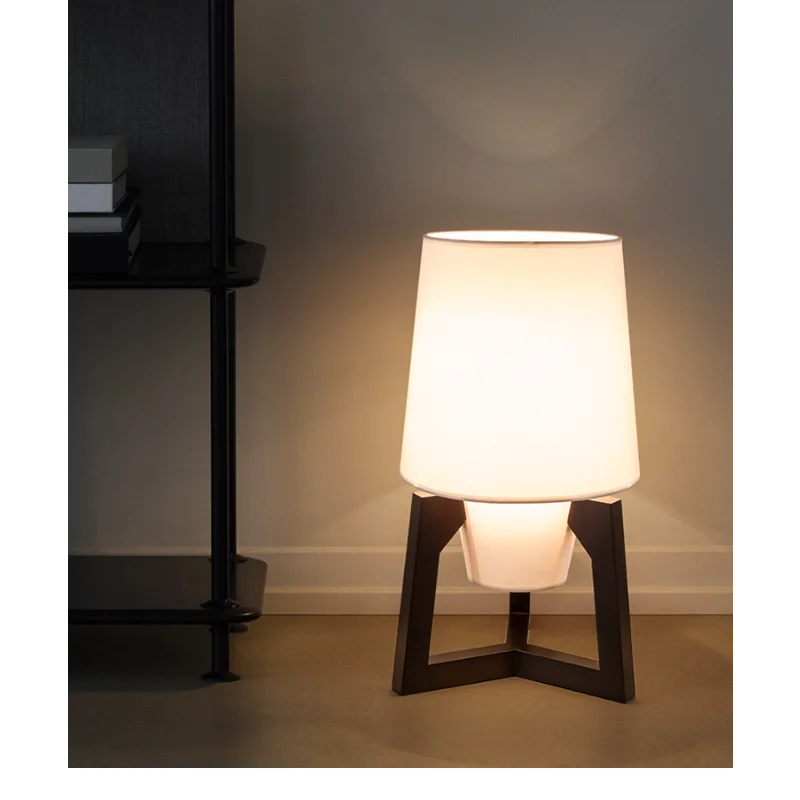 Japanese fabric floor lamp retro design for modern interiors - vue 4 sur 9