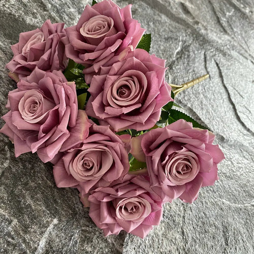 Artificial silk rose for decoration and wedding photography - vue 18 sur 22