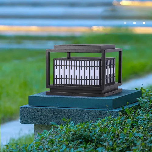 Outdoor solar LED lamp with remote control and dimmable brightness - vue 3 sur 10