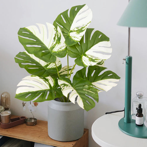 Artificial tropical monstera plant with decorative leaves for interiors - vue 4 sur 8