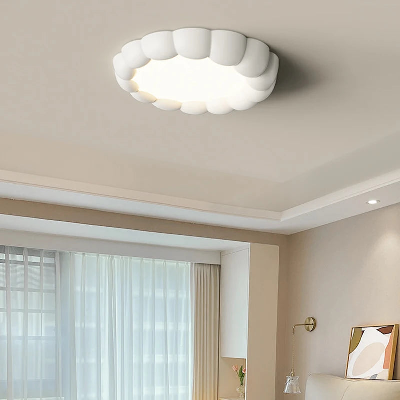 Simple modern creative bubble style ceiling light with eye protection, warm glow - vue 4 sur 18