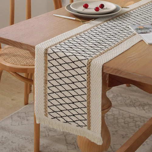Boho cotton linen table runner with beige tassels - vue 4 sur 7