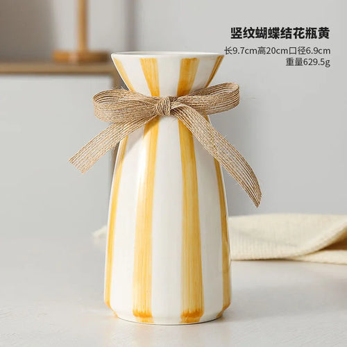 modern ceramic vase with bow for dried flowers - vue 10 sur 9