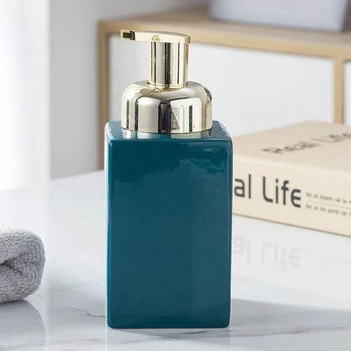 ceramic soap dispenser with gold pump for bathroom - vue 16 sur 17