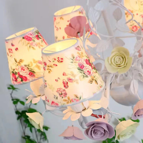 Romantic chandelier for children's princess room with luminous flowers - vue 4 sur 5