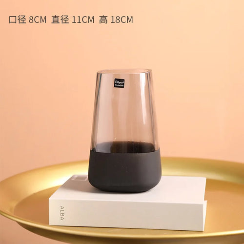 striped glass vase for elegant floral arrangement - vue 8 sur 9