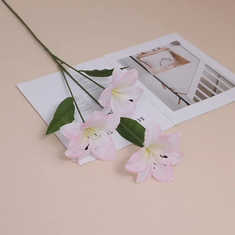 Decorative silk lily flowers for indoor and outdoor use - vue 14 sur 15