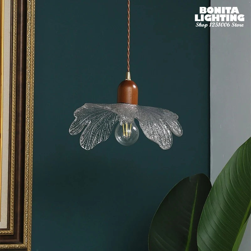Lotus pendant light in walnut, brass and vintage glass - vue 6 sur 8