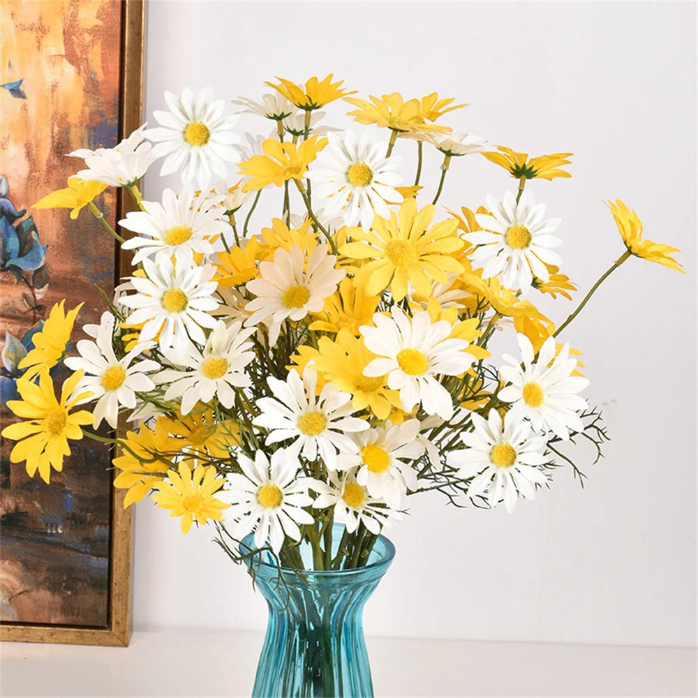 Artificial daisy flowers for wedding decor and crafts