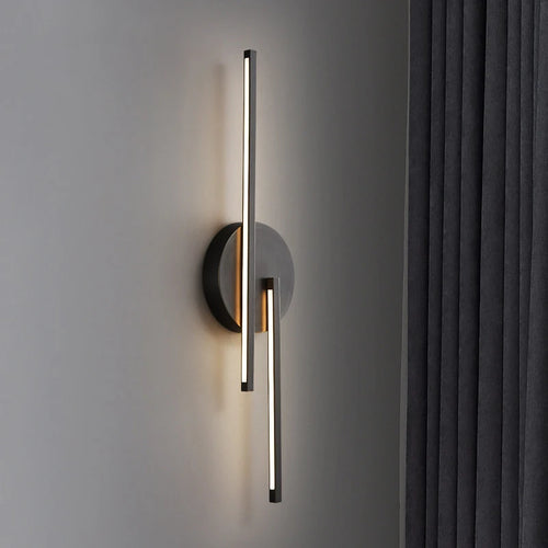 Modern minimalist brass LED wall light - vue 6 sur 10