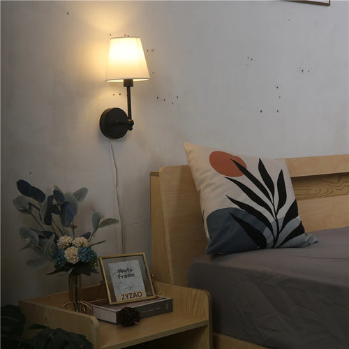 American retro black and gold linen wall light - vue 5 sur 8