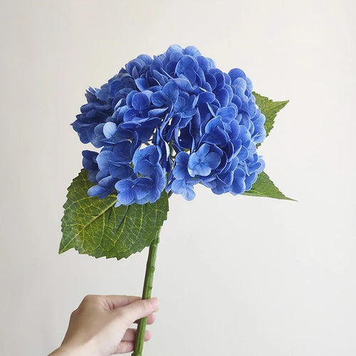 Artificial hydrangea flowers for wedding decoration and floral arrangements - vue 18 sur 17