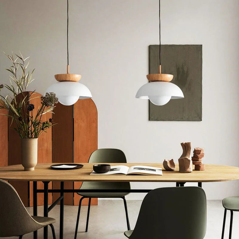 American style metal and wood pendant light for restaurant - vue 4 sur 7