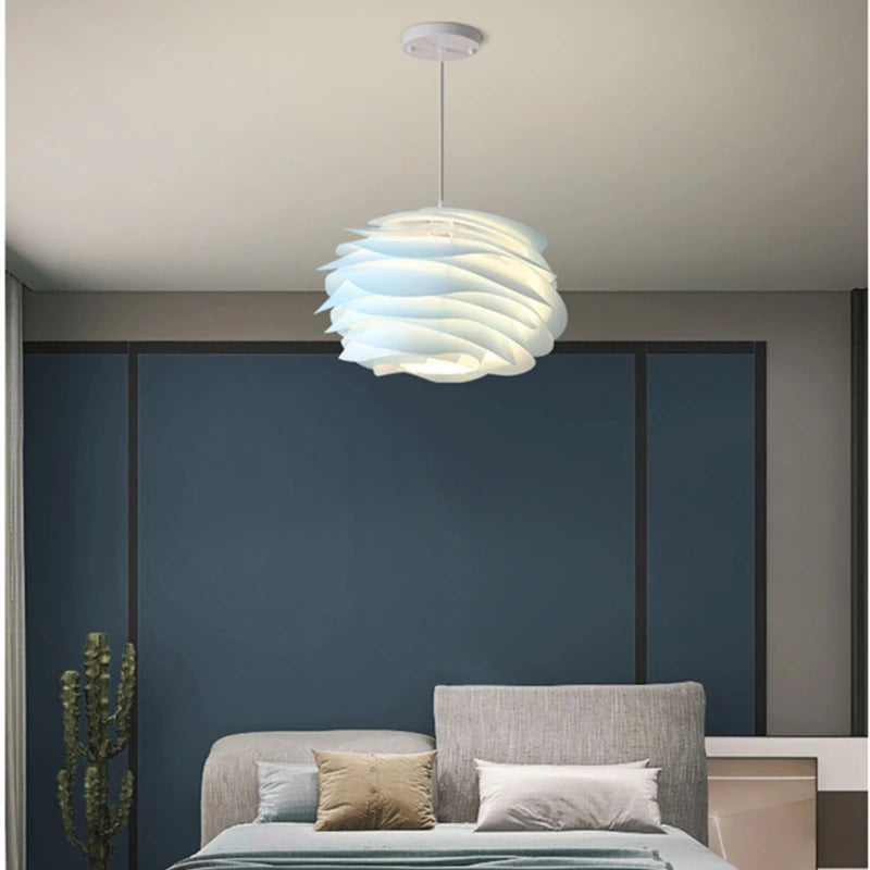 Nordic style hanging chandelier with PVC petals and free bulb - vue 2 sur 12