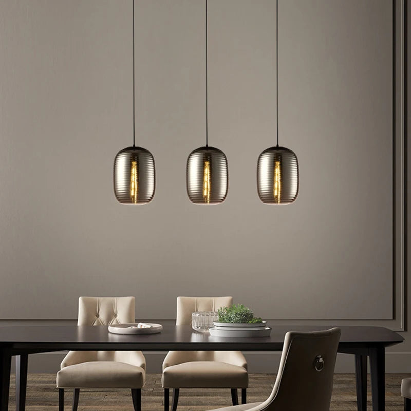 Tinted glass pendant light for modern interior decor - vue 3 sur 8