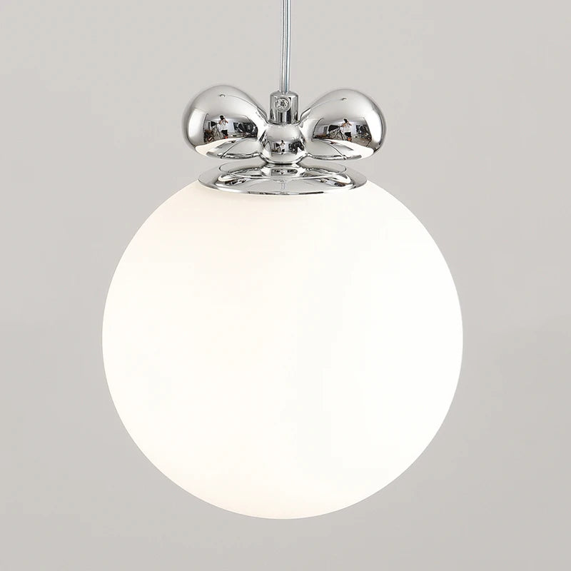Milky white glass pendant light with bowtie Bauhaus LED - vue 7 sur 7