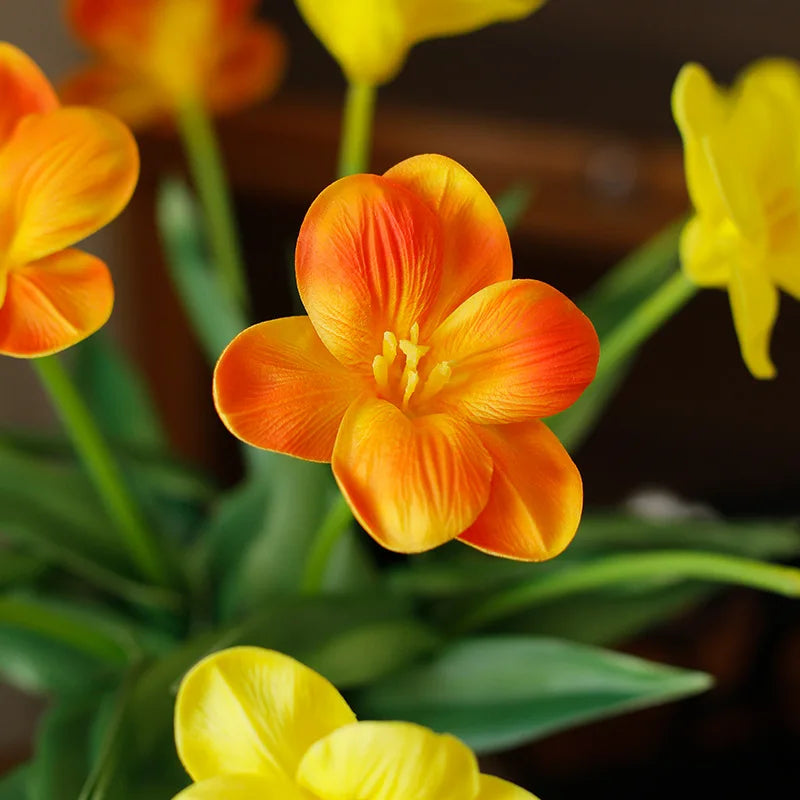 Artificial tulip flowers for wedding and garden decoration - vue 6 sur 12