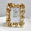 Retro decorative ginkgo leaf photo frame