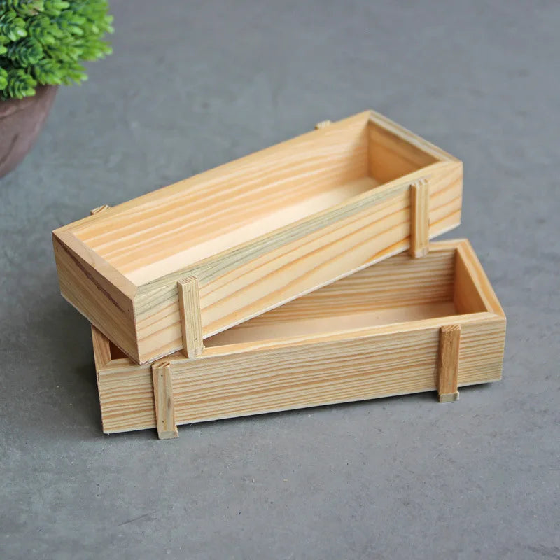 vintage wooden planter for succulents and flowers - vue 5 sur 8