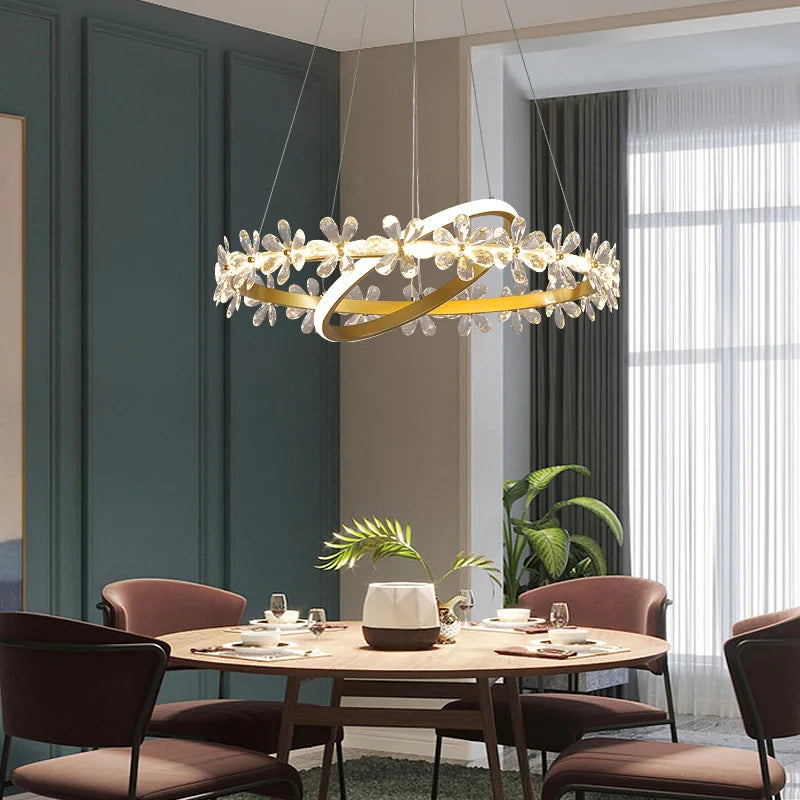 Modern crystal chandelier for stylish indoor lighting - vue 3 sur 7