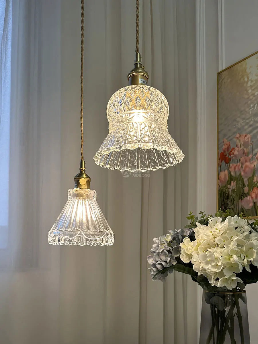 Modern Nordic glass pendant light for elegant interiors - vue 5 sur 10