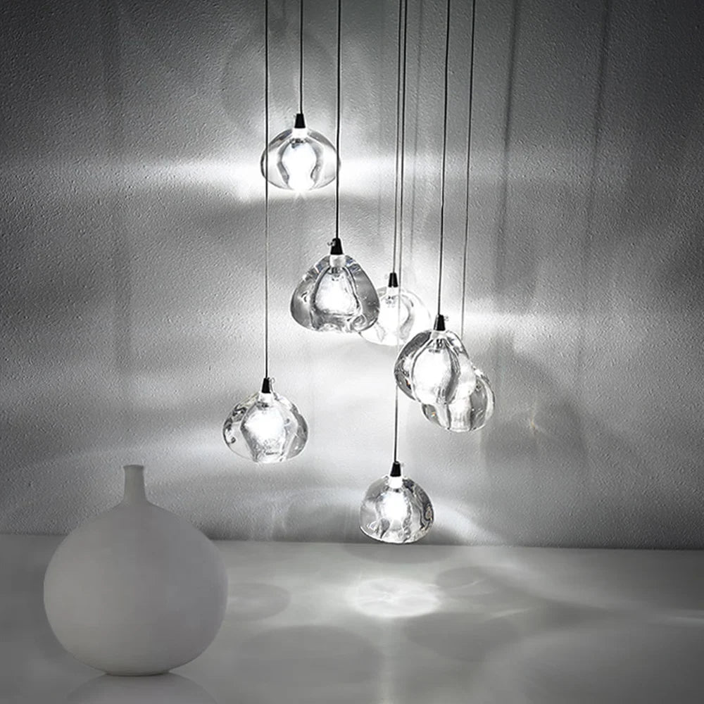 Modern crystal pendant light for stylish illumination - vue 4 sur 15