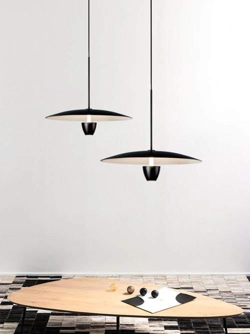 Modern circular chandelier for minimalist decor and elegant lighting - vue 5 sur 7