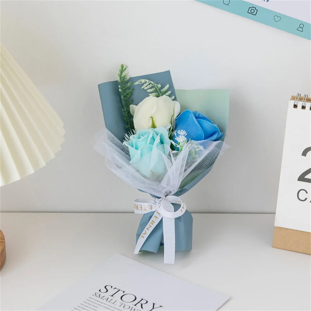 Small decorative artificial rose bouquet for valentine's day - vue 11 sur 13