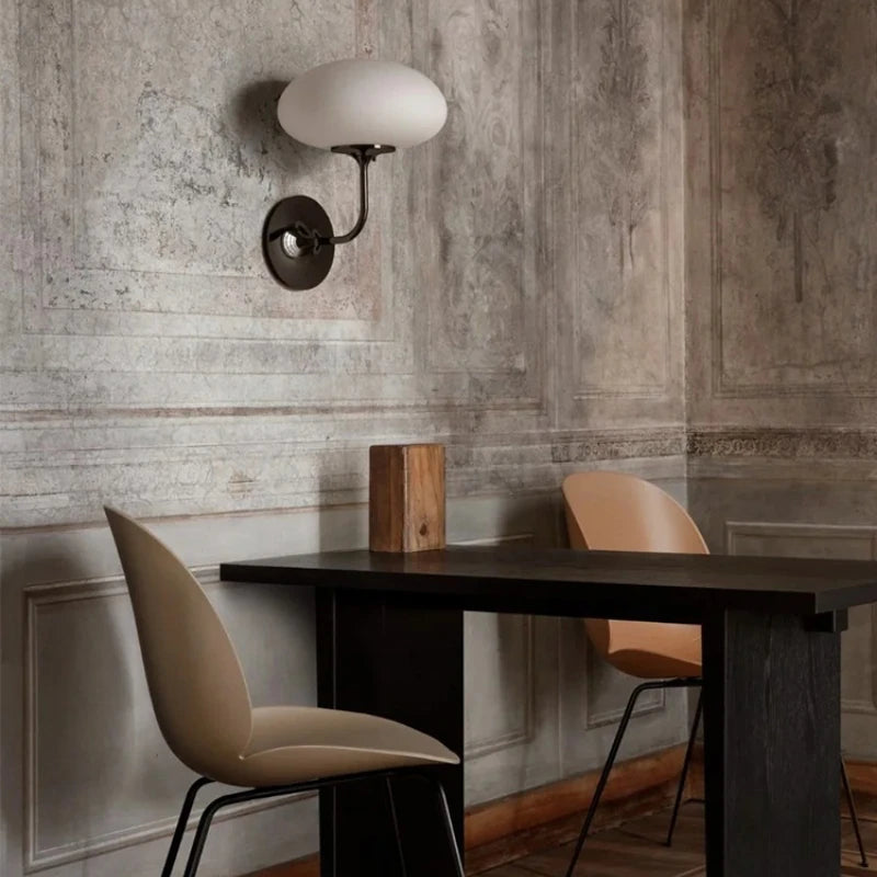 Retro wall light for a creative and cosy atmosphere