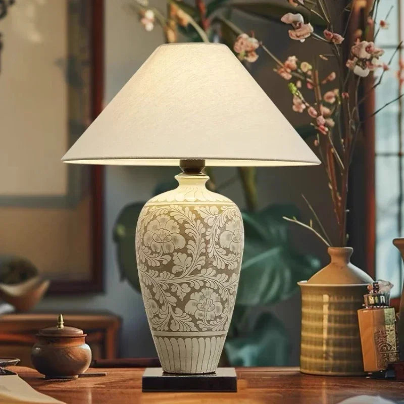 Chinese retro ceramic desk lamp with fabric shade