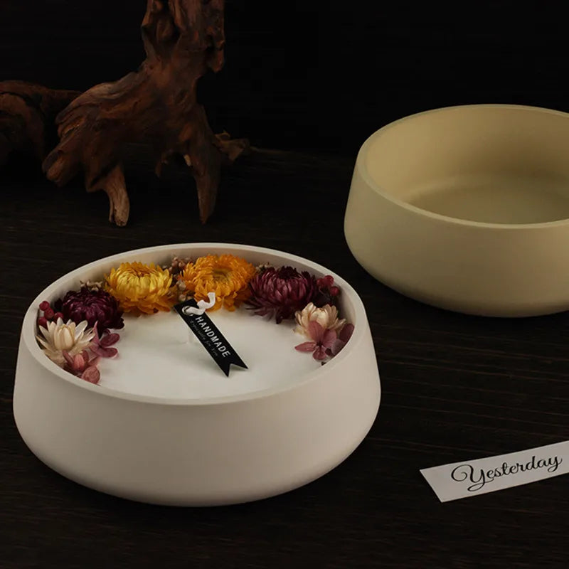 silicone mold for concrete candle and storage - vue 5 sur 6