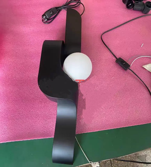Modern minimalist geometric wall light for tv background - vue 3 sur 6