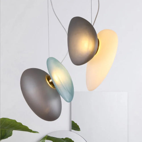 Nordic style coloured glass pendant light for modern decor - vue 3 sur 11
