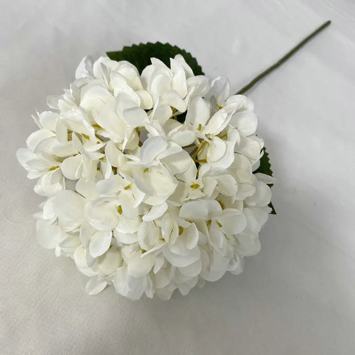 Artificial silk hydrangea bouquet for decoration and events - vue 12 sur 19