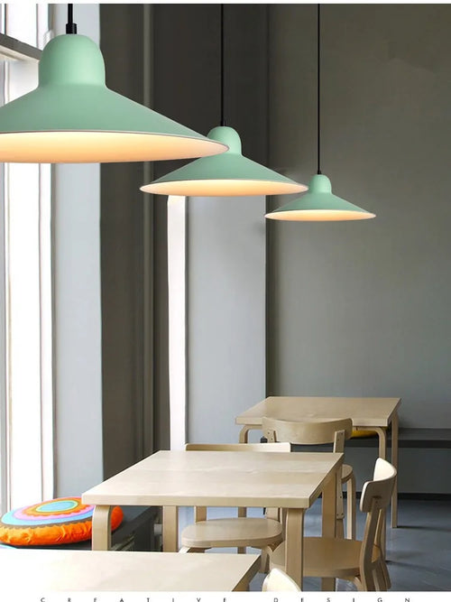 Modern Nordic UFO style chandelier with decorative multicolour lamps - vue 10 sur 11